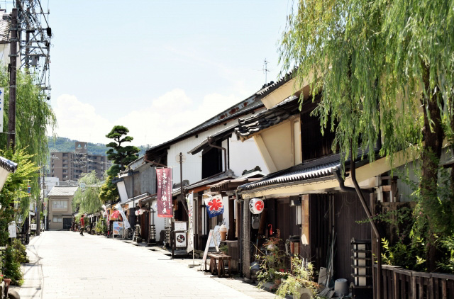 北国街道・柳町